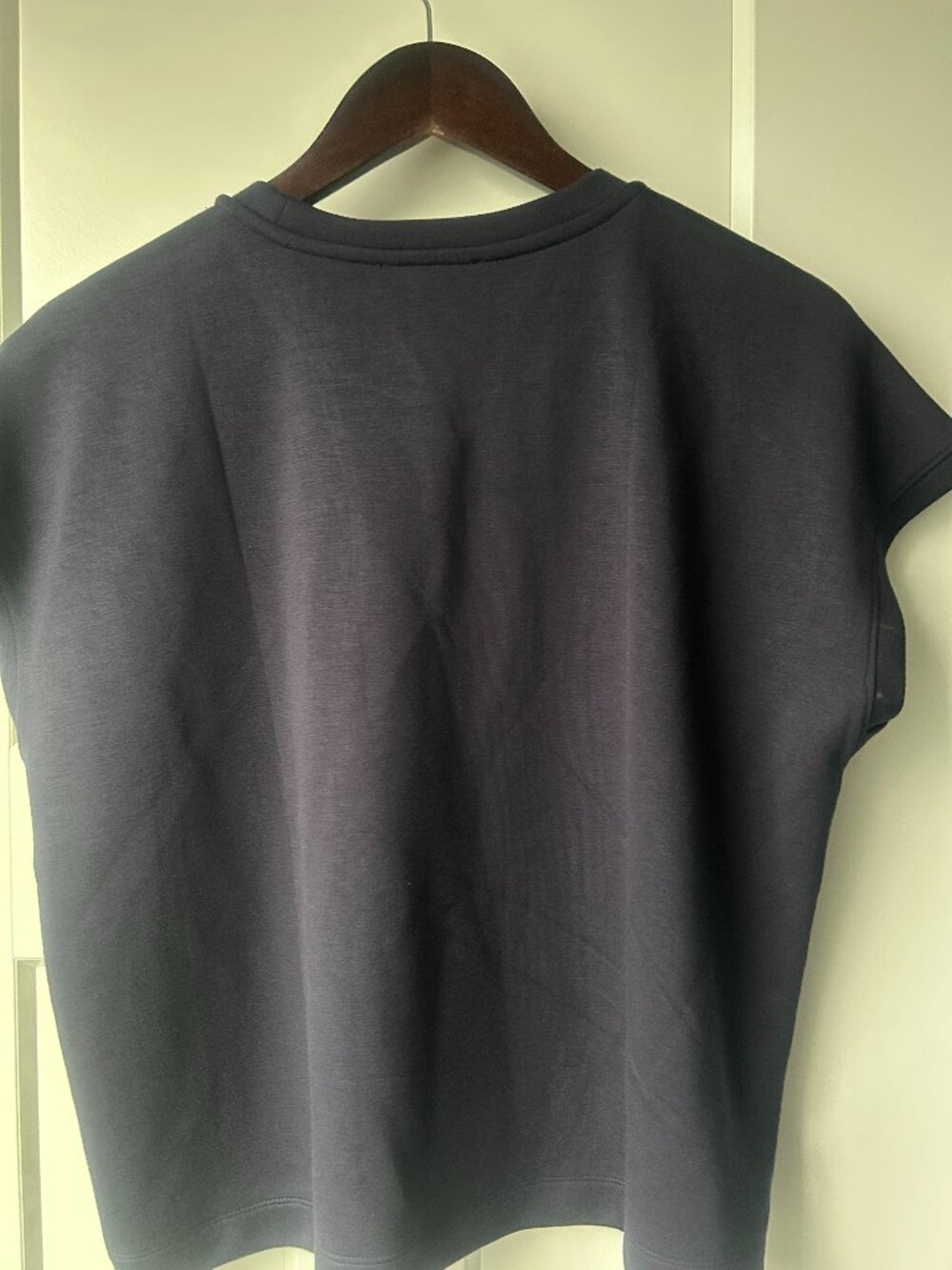 Ann Taylor Weekend Navy Blue Cap Sleeve Top, Size M, New With Tags - Picture 2 of 4